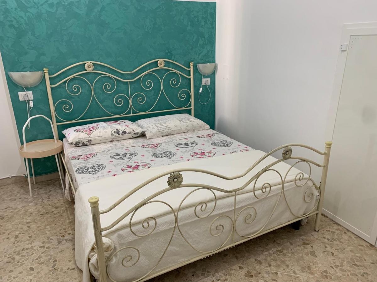 A Casa Di Rosy Villa Monopoli Exteriör bild